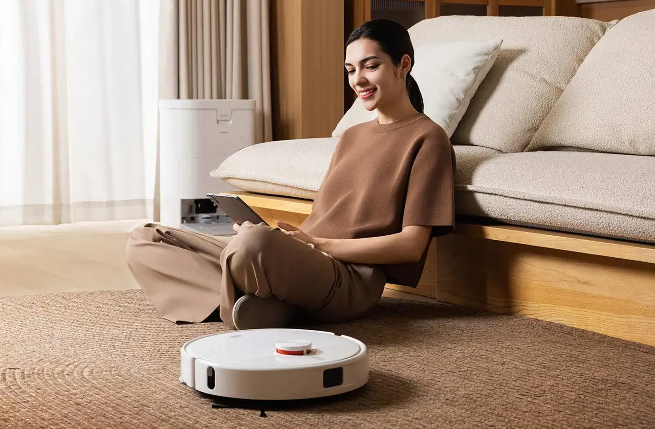 Robot ideainferno dans un appartement moderne